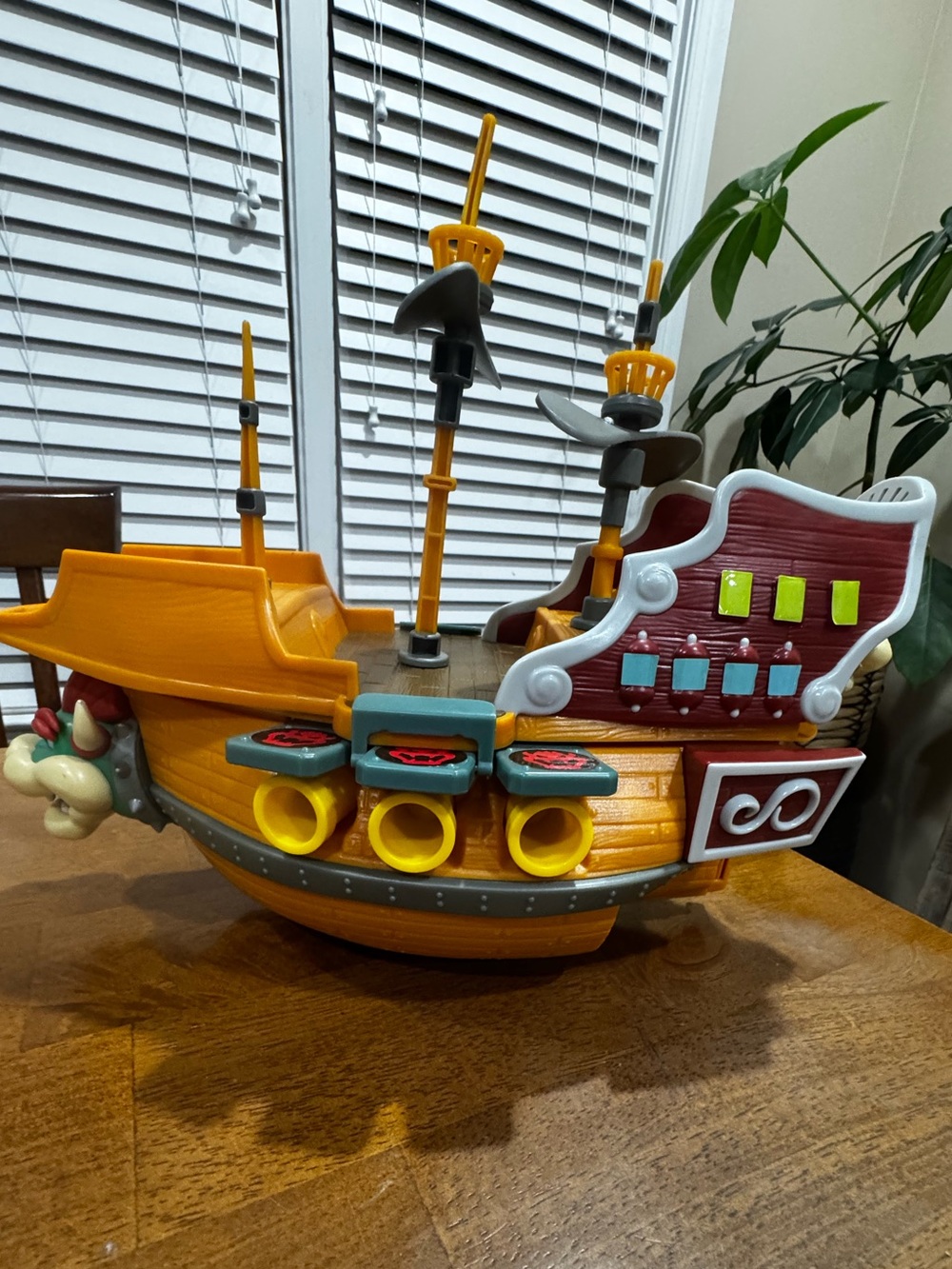 Nintendo Super Mario Bowsers Deluxe Airship Playset
